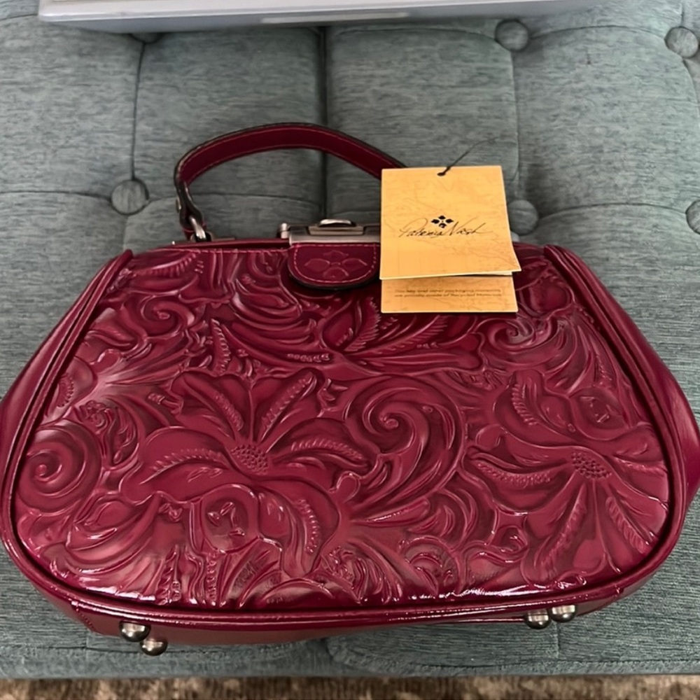 NWT Patricia Nash Gracchi Satchel in magenta